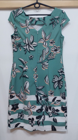 Платье женское летнее зелёное 48 L