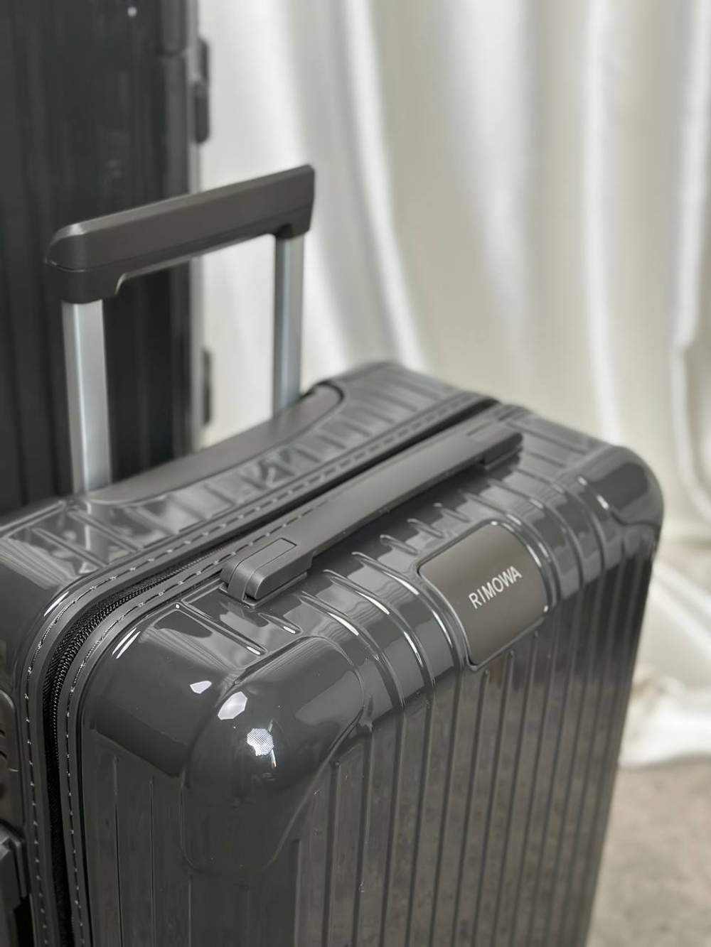 Чемодан Rimowa L, арт. 470927263