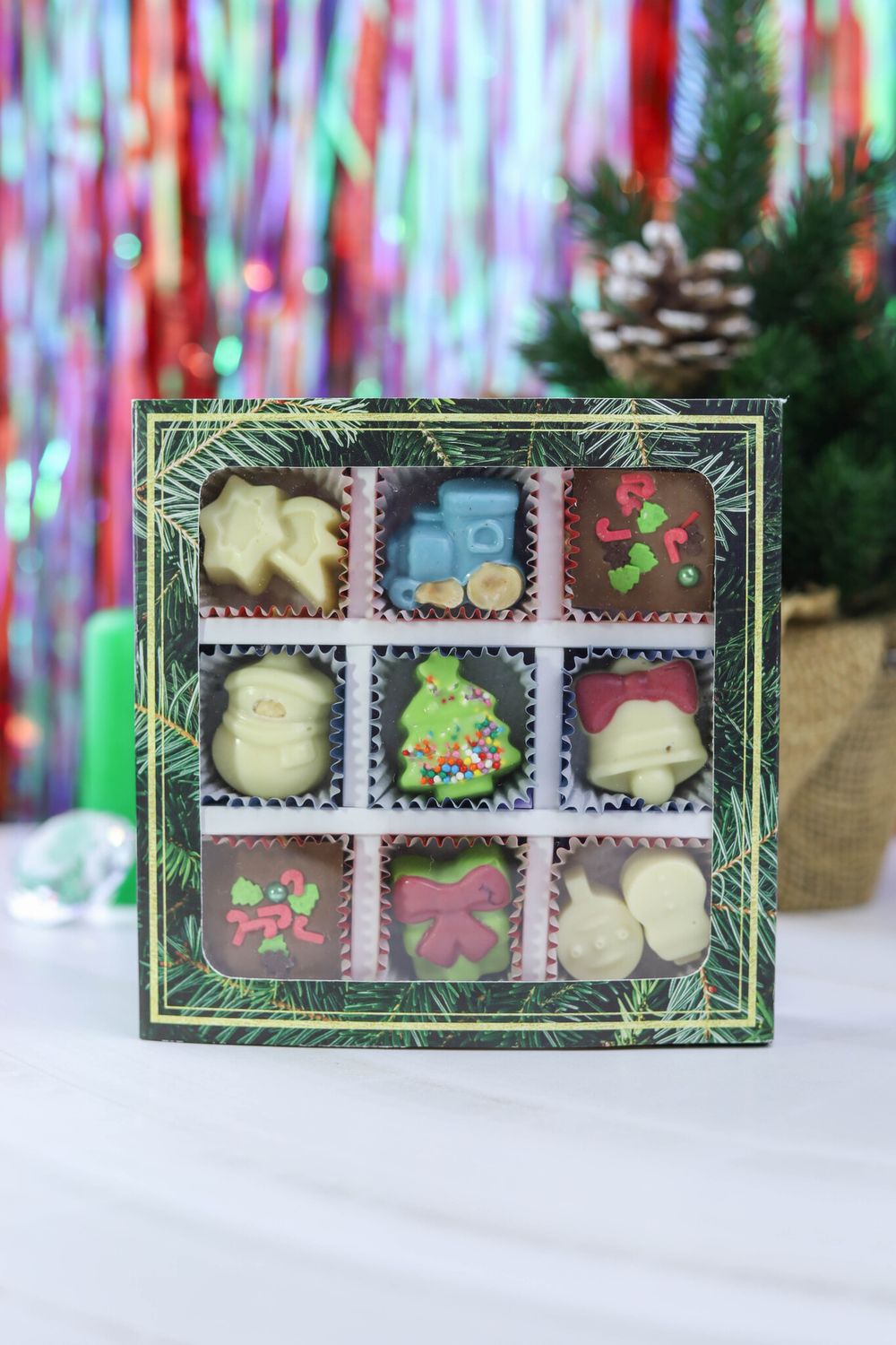 Набор 9 новогодних конфет Набор 9 новогодних конфет