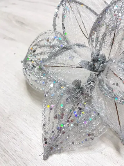 Ветвь Пуансеттия серебро 73х30 см, Christmas DeLuxe (87469)