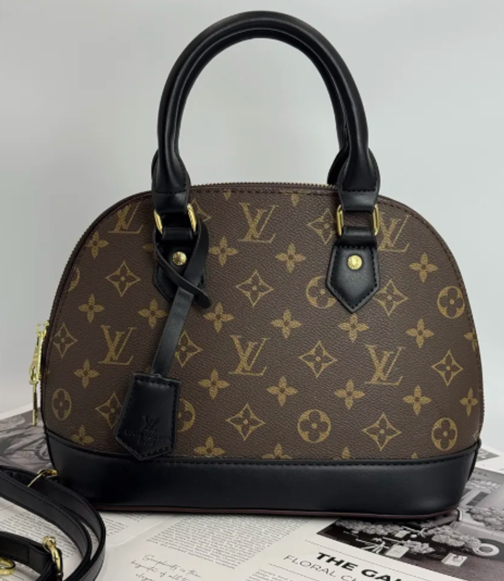 Сумка Louis Vuitton стильная