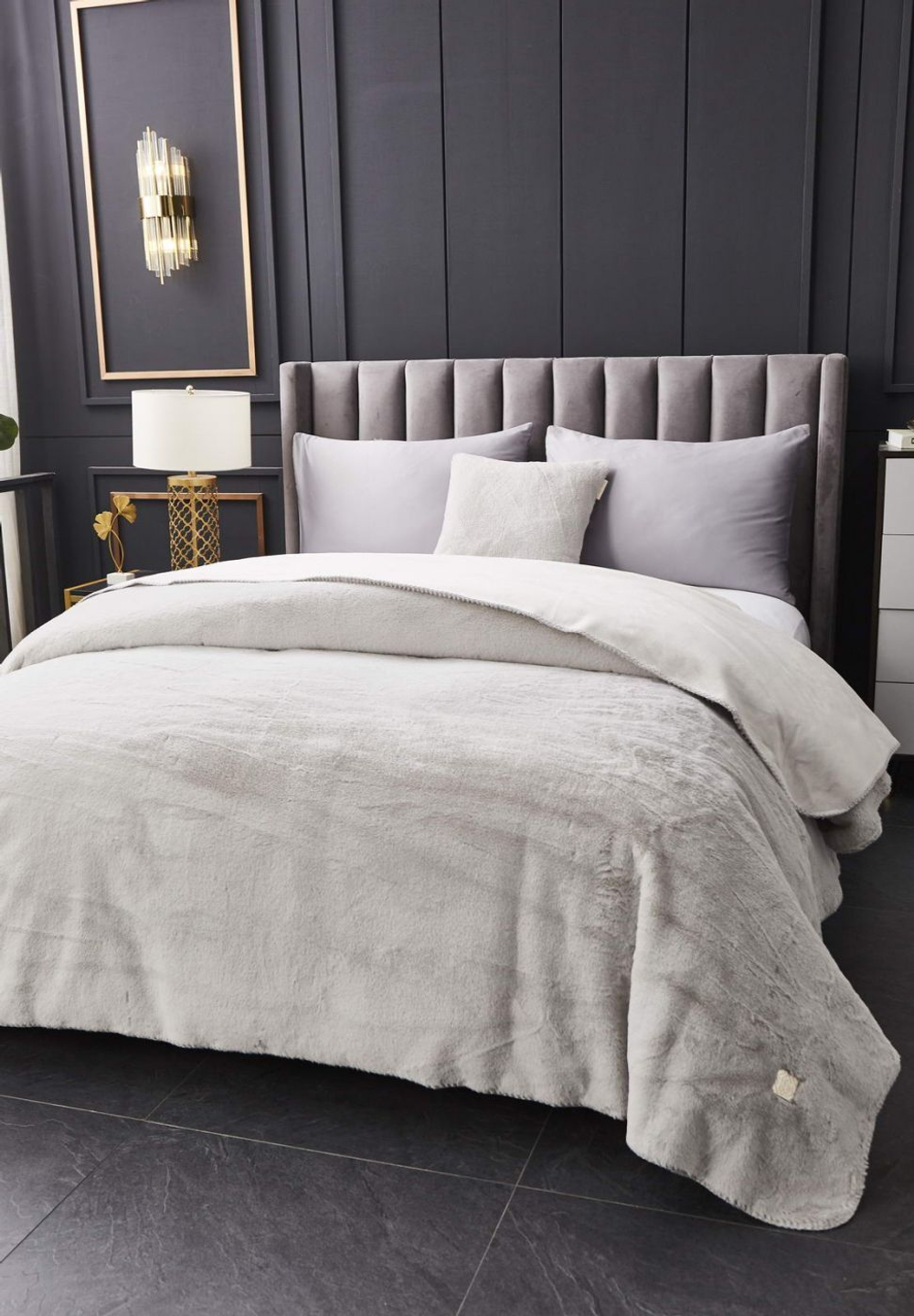 Плед 160х220 Sofi De MarkO Антуан серый