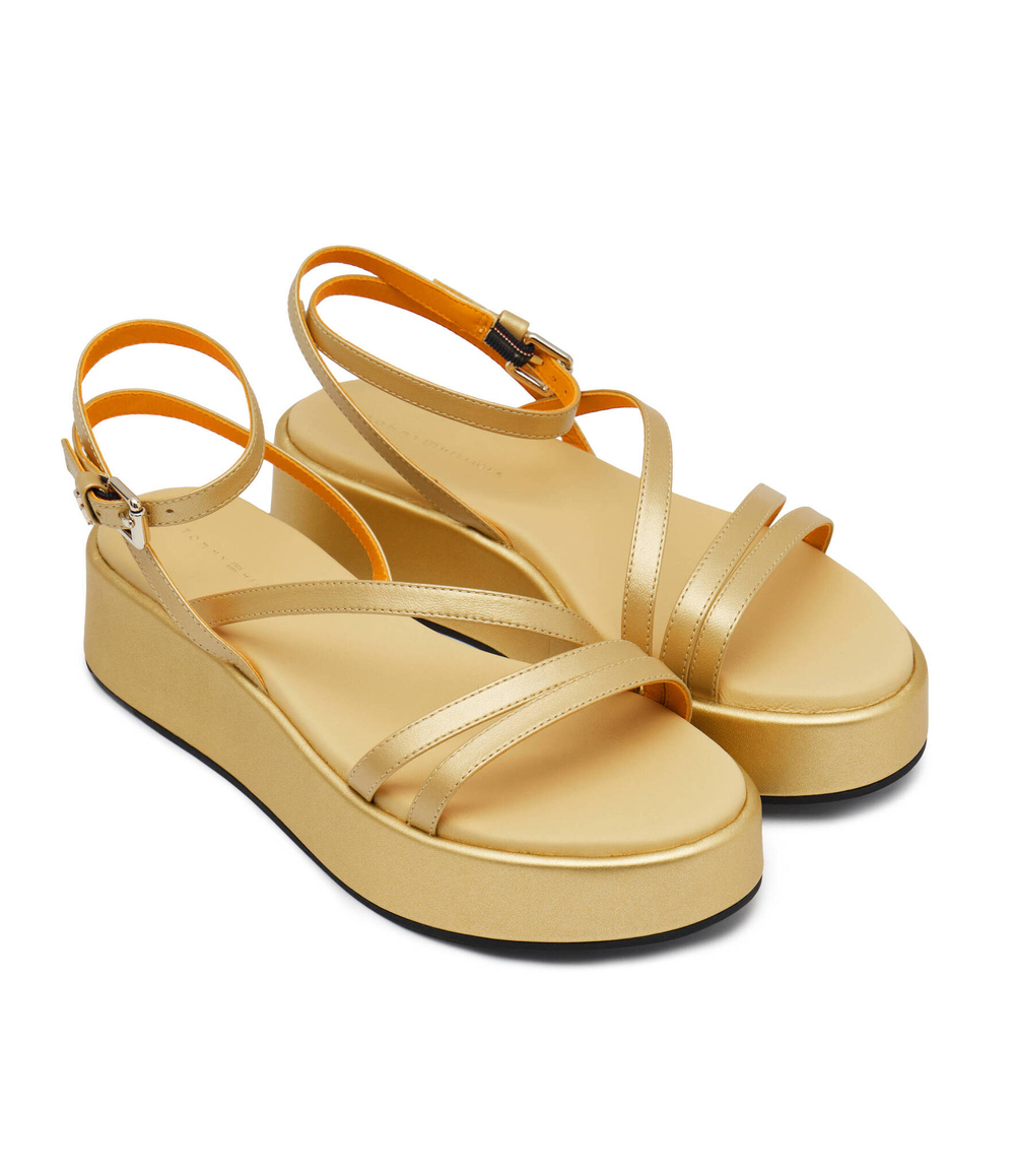 Кожаные босоножки Tommy Hilfiger - золотой(FW0FW07729)