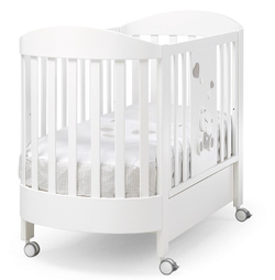 Детская кровать Erbesi Mirtillo овальная с матрасом белый