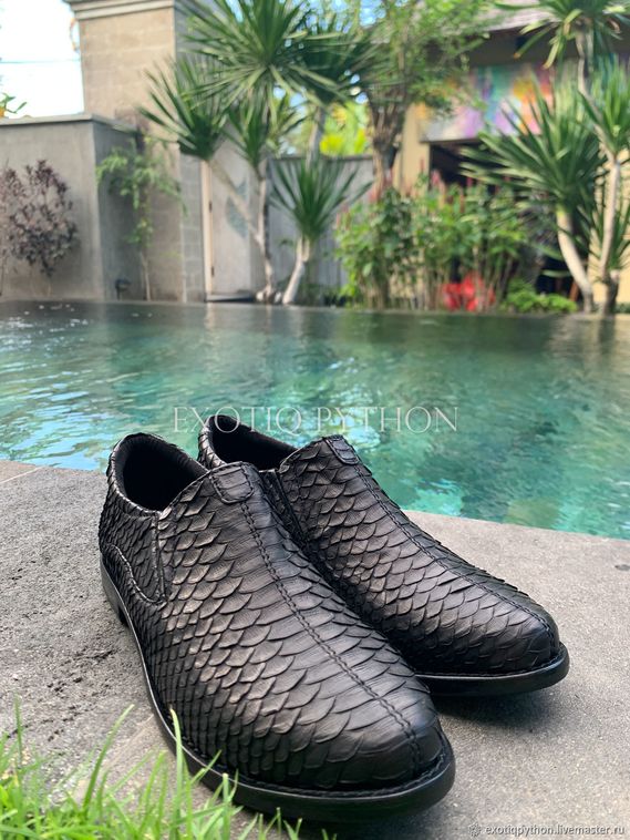 Ботинки из кожи питона SH-150