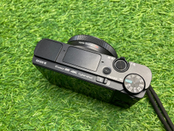 Sony DSC-RX100M6