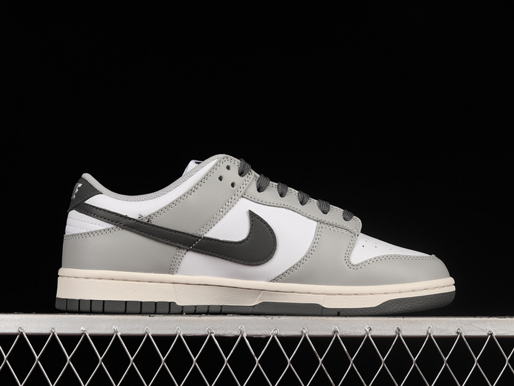 Nike Dunk Low Light Smoke Grey