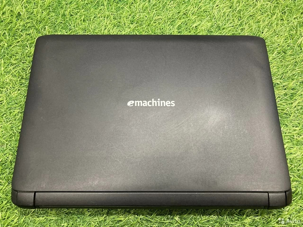 Нетбук eMachines для работы и учебы