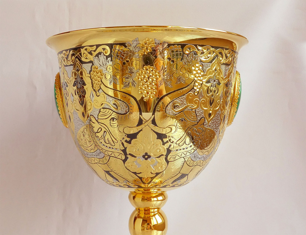 Кубок c малахитом "Слоны"