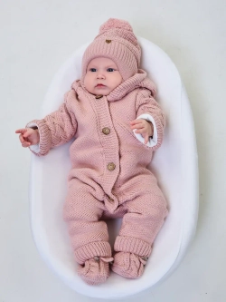 Конверт на выписку для новорожденных вязаный