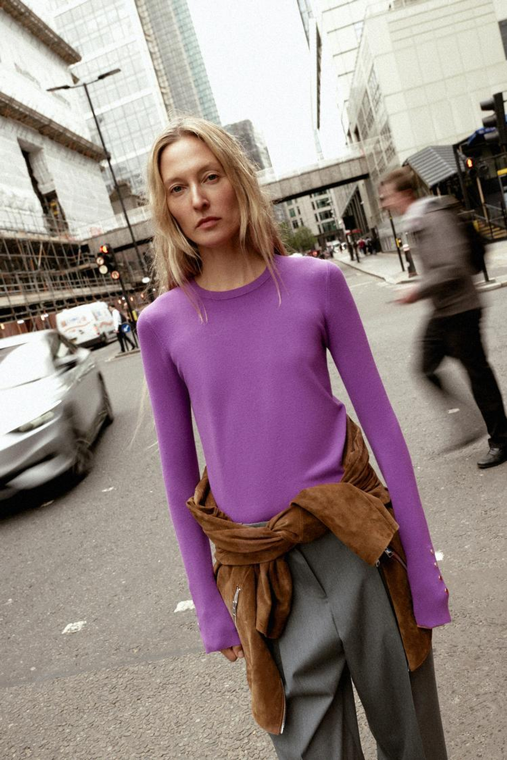 ZARA БАЗОВЫЙ ОДНОТОННЫЙ ДЖЕМПЕР, ПУРПУРНЫЙ