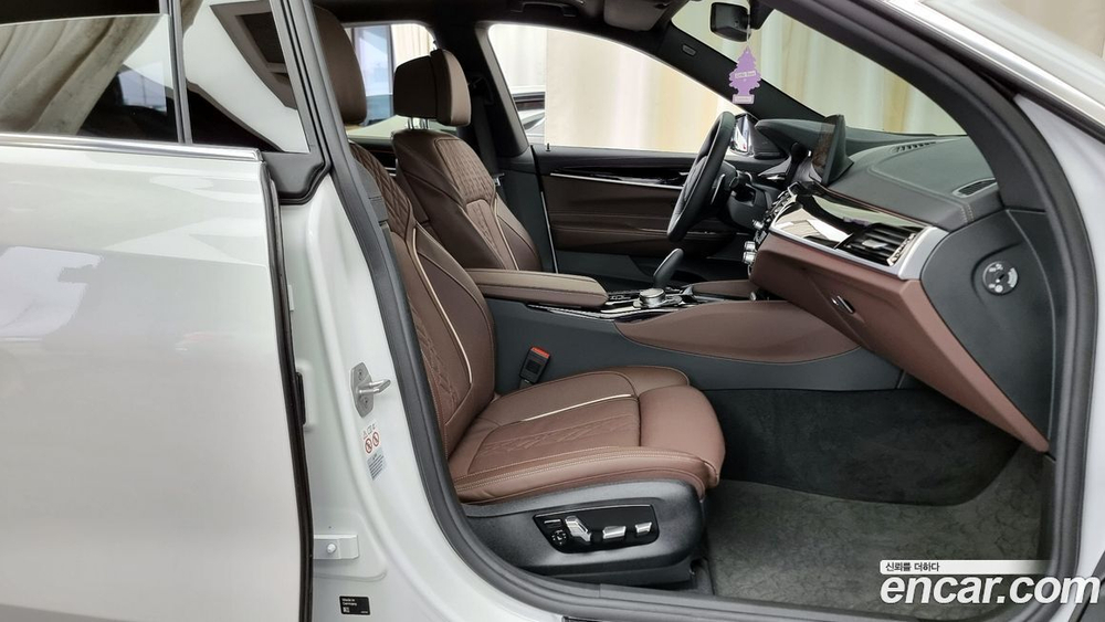 BMW 6 Series GT (G32) (01.2024)