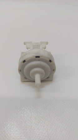 26 Датчик уровня для стиральных машин Bosch Siemens 9000709431 б/у