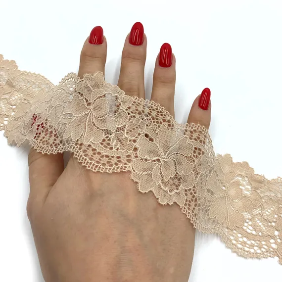 Кружево эластичное бежево-карамельное 5 см