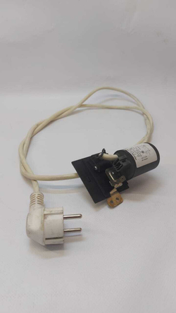 11 Сетевой фильтр для стиральных машин Indesit Ariston C00378443 б/у