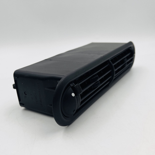 Сопло вентиляции кузовасалона центральное Нива Шевроле ВАЗ 2123