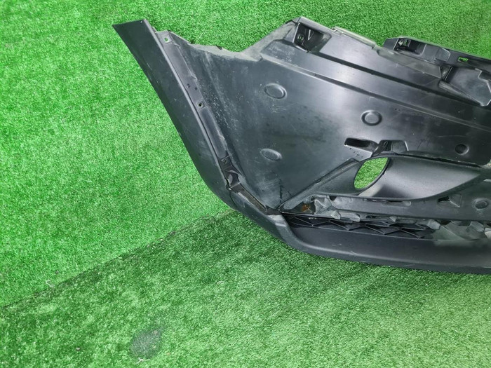 Бампер передний Lada Vesta (2015-н.в.) Cross