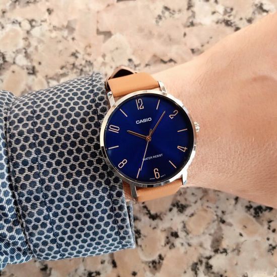 Наручные часы Casio MTP-VT01L-2B2