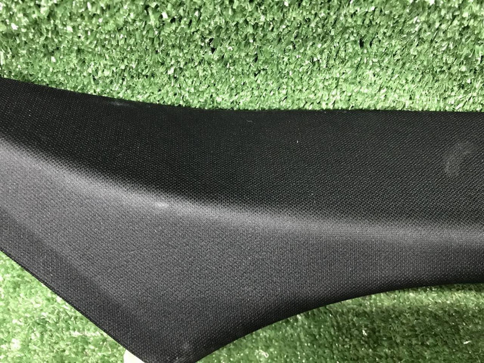 Обшивка стойки правая LR Discovery Sport (19-нв)