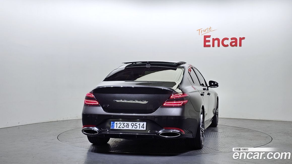 Genesis The New G70 Бензин 3.3T 2WD (09.2023)