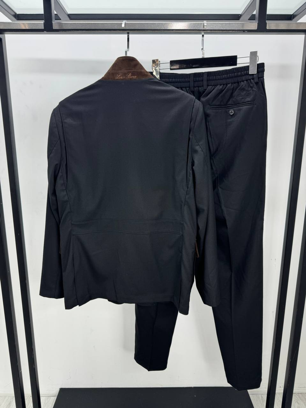 Прогулочный костюм Loro Piana