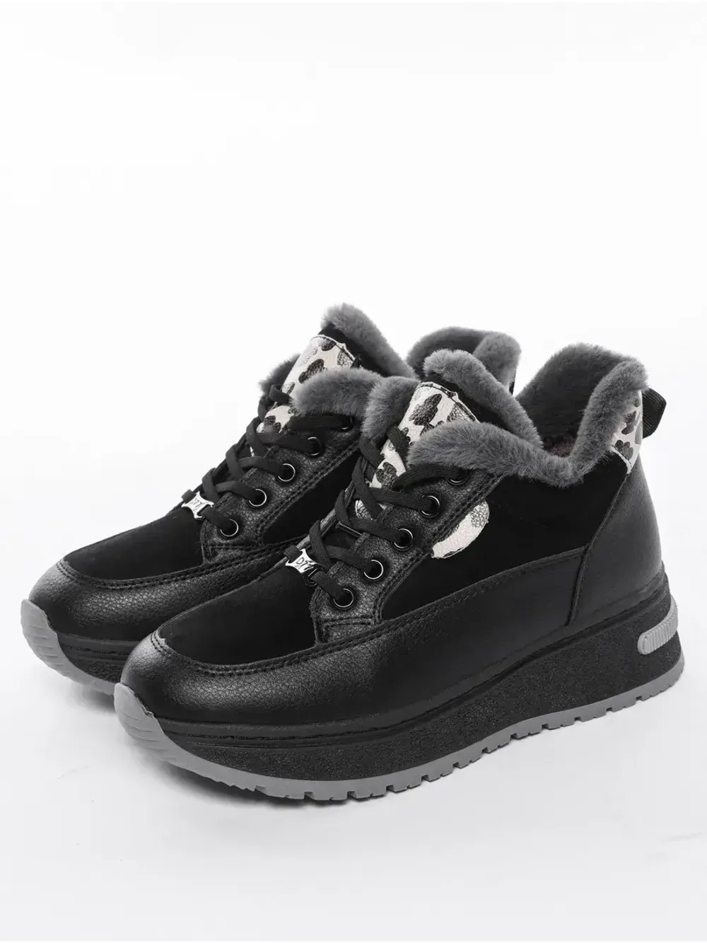 Кроссовки зимние