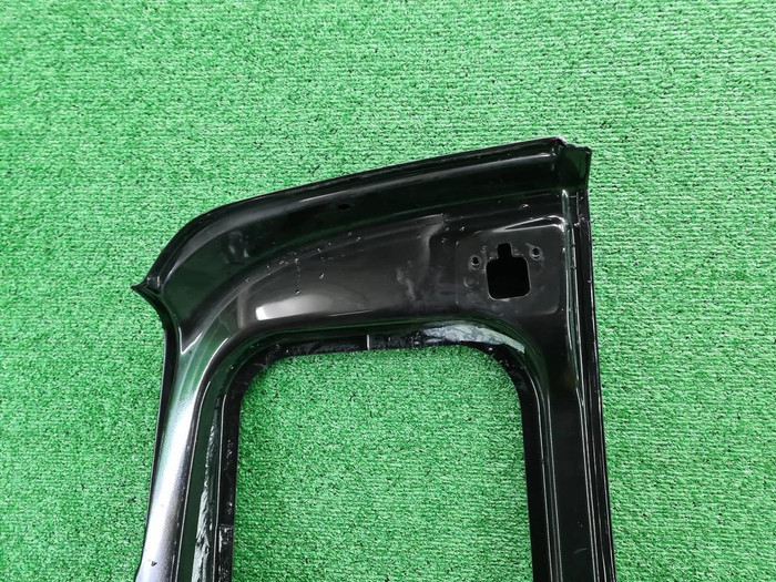 Дверь багажника правая Lada Largus (2012-н.в.)