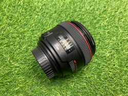 Canon EF 50mm 1.2L USM