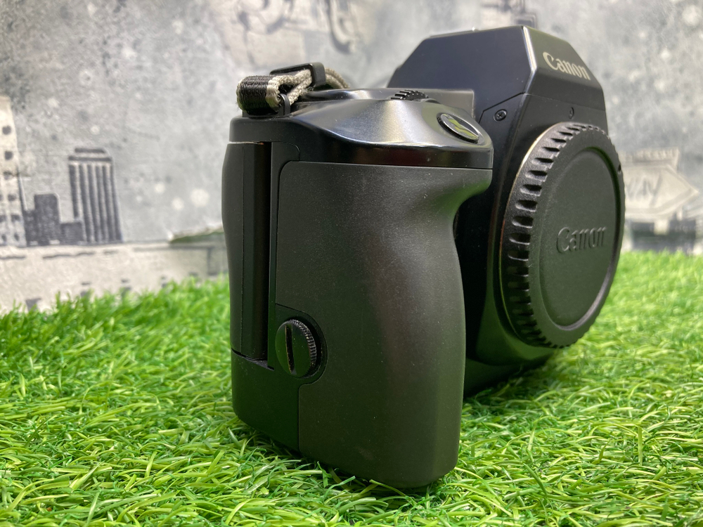 Canon EOS 650