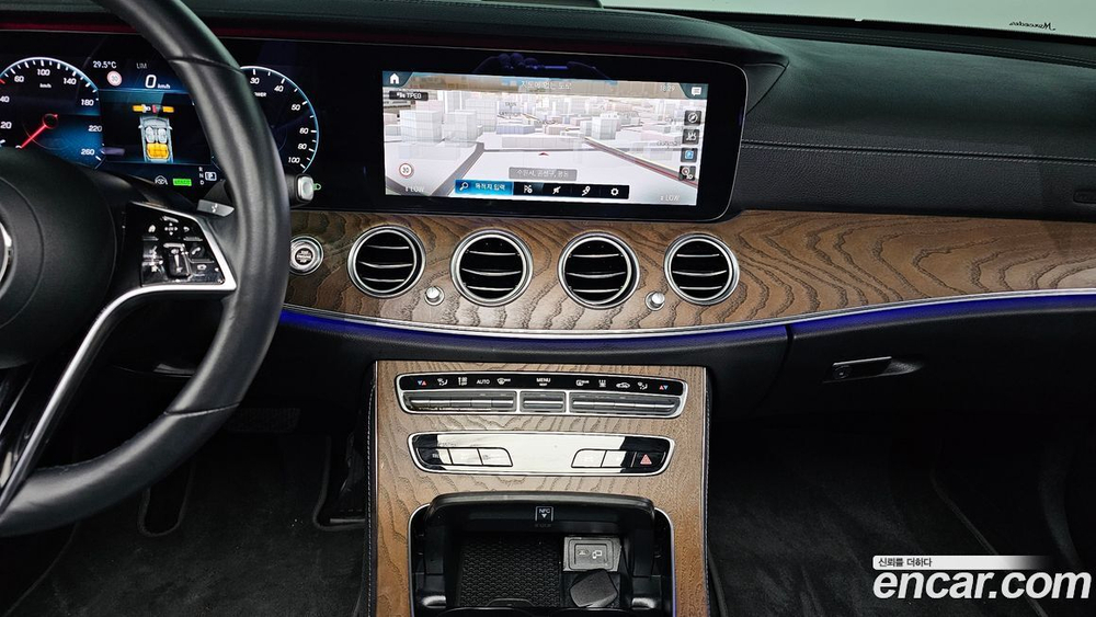 Mercedes-Benz E-Class W213 E300e 4MATIC Exclusive (01.2021)
