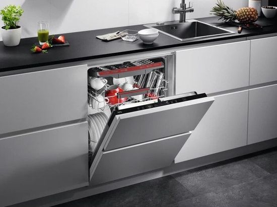 Встраиваемая посудомоечная машина AEG FSR52917Z