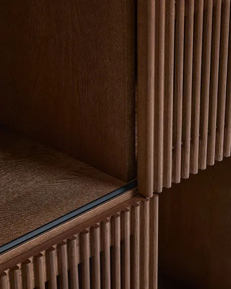 Стеллаж Beyla из ясеня с отделкой под орех