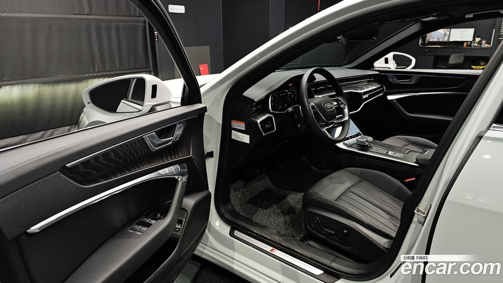 Audi A6 (C8) 40 TDI Premium (10.2023)