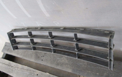 Решетка бампера Skoda Octavia 2 (A5) 08-13 Б/У Оригинал 1Z0853677C