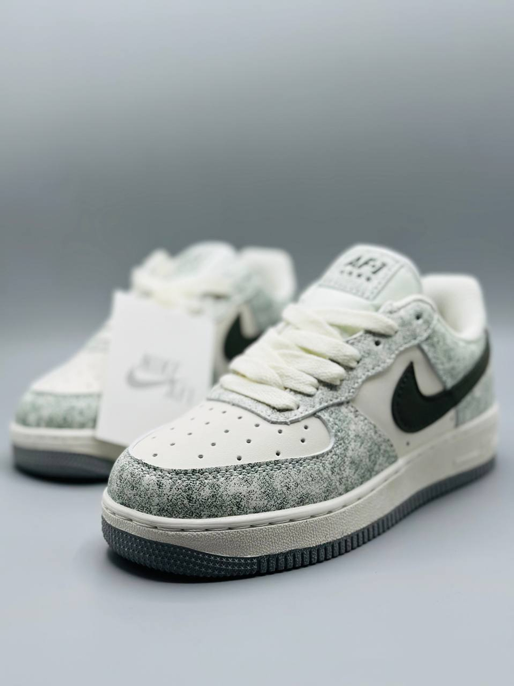 Детские кожаные кроссовки Nike Air Force 1