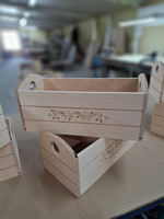 Коробка для цветов / букетов, деревянная, с покраской