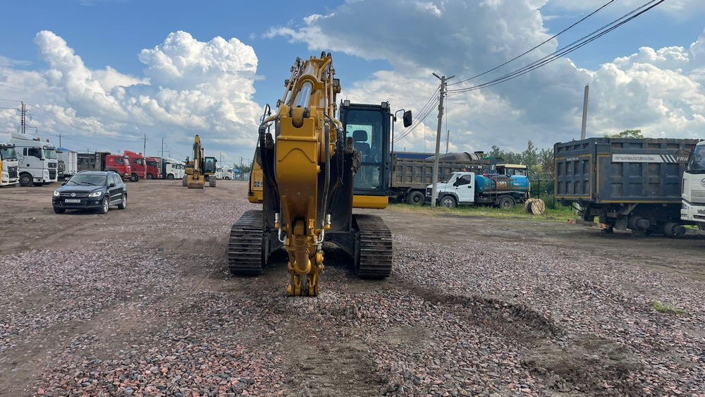 XGMA XG822* Экскаватор XG822EL (Дизельный, 5,9 л, 152 л.с., АТ)