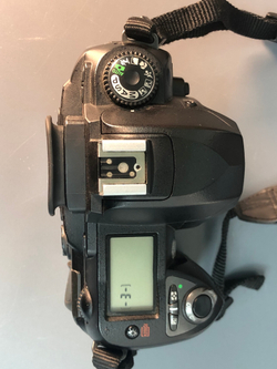 Nikon D70S, 38875 кадров пробега.