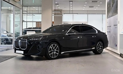 BMW 7 серии (G70) 740i sDrive M Sport