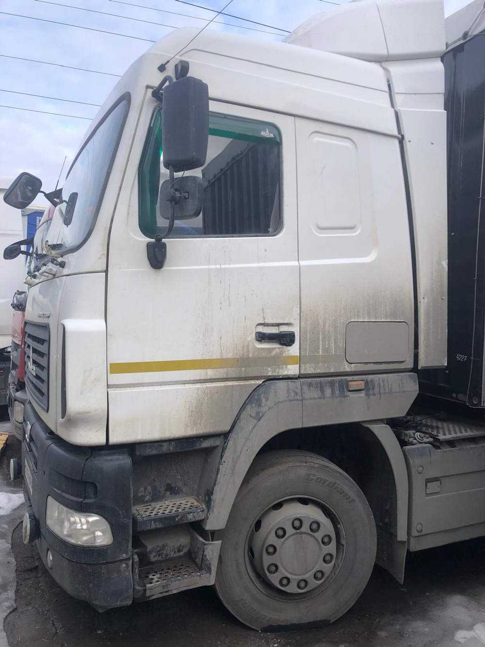 МАЗ 5440 4x2 Седельный тягач 544028-570-031 (Дизельный, 11,6 л, 423 л.с., МТ)
