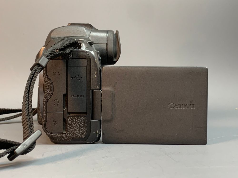 Canon EOS R5 17.000 кадров