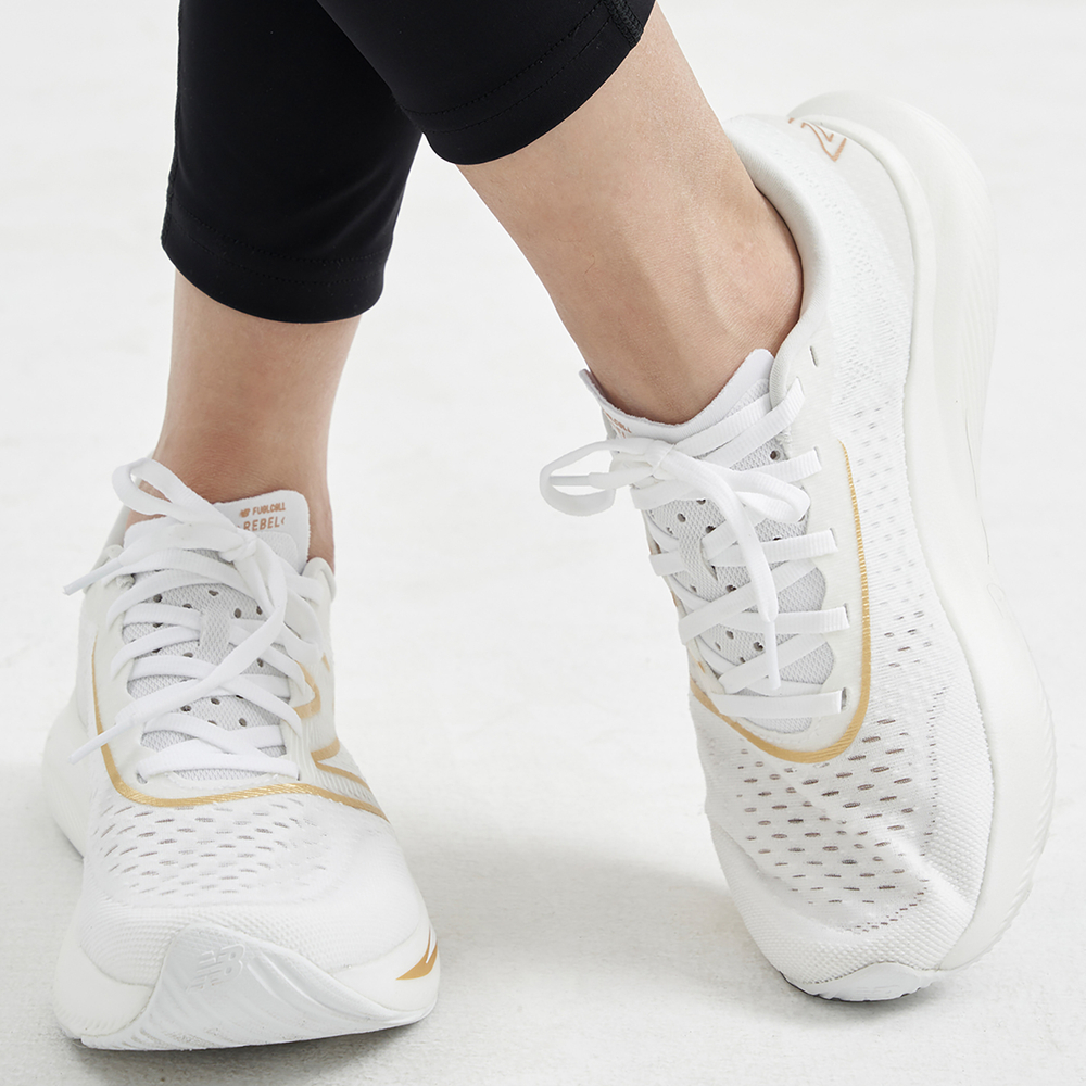 Кроссовки New Balance Nb Fuelcell Rebel V3 (Женская размерная сетка)
