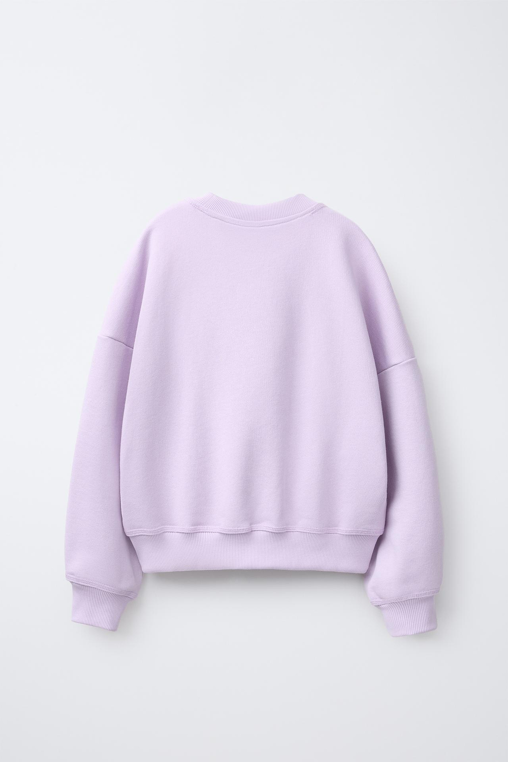 ZARA ТОЛСТОВКА С ВЫРЕЗАМИ, ЦВЕТ МАЛЬВЫ