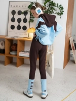 Спортивный костюм для девочки в садик