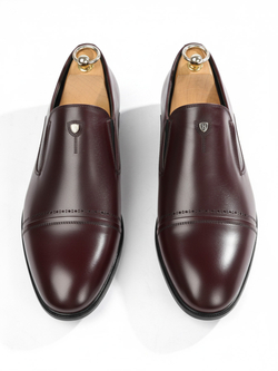 Туфли из бордовой кожи формальная подошва и аккуратный носок Vorsh