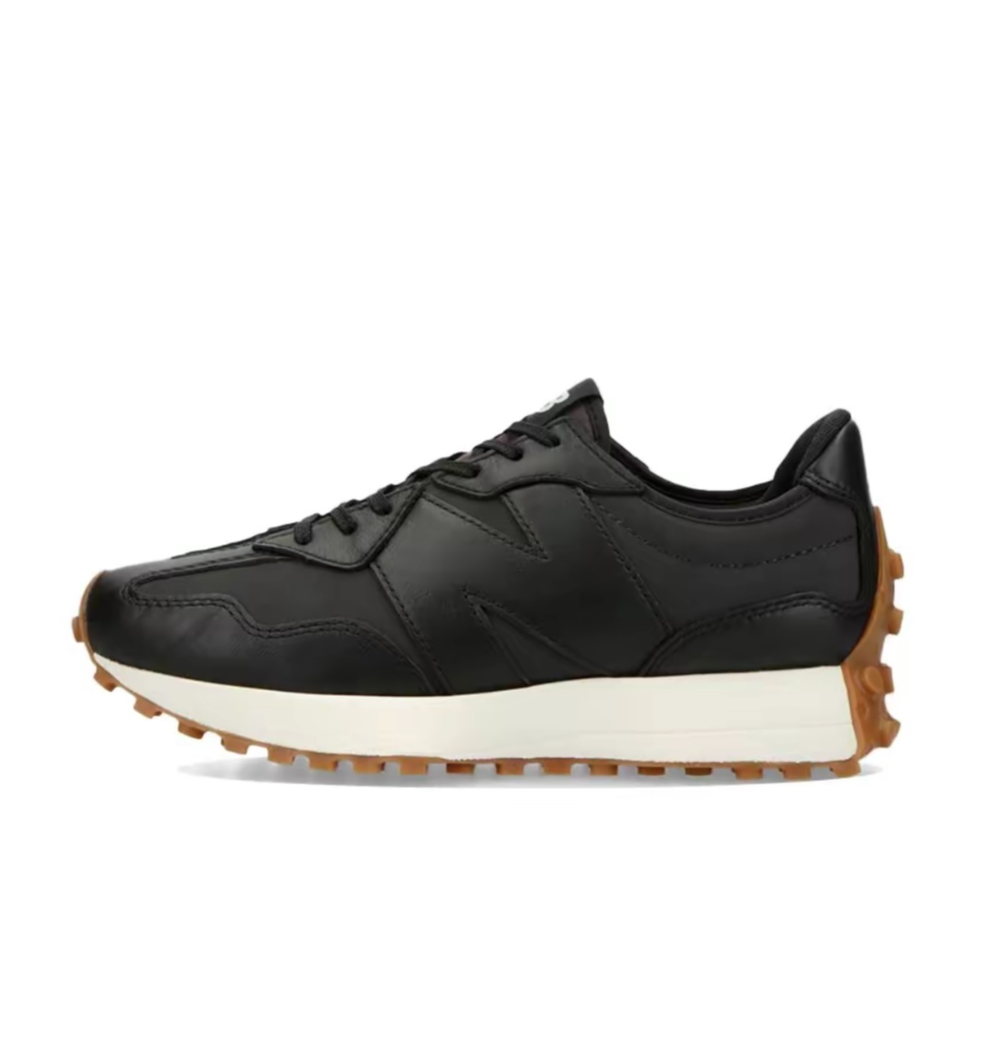 alt="New Balance 327 Black Phantom WS327LB женские полностью черные вид сбоку на белом фоне"