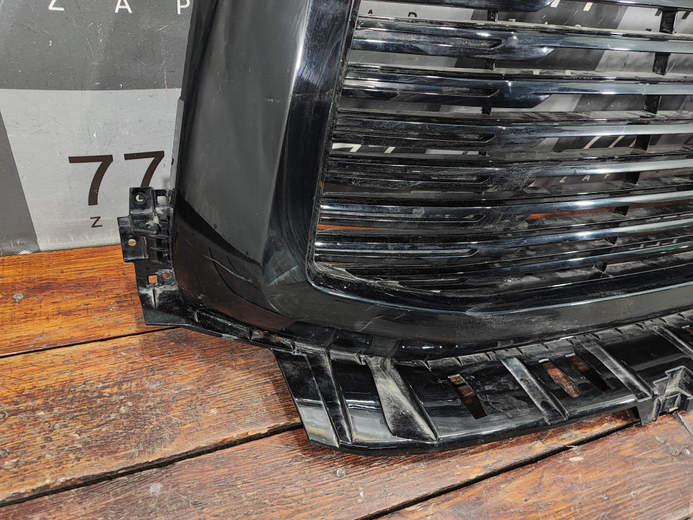 Решетка радиатора Tank 500 21-нв Б/У Оригинал 5509200XKV3CA