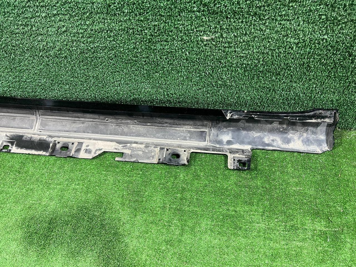 Накладка порога левая Mercedes S W223 (2020-н.в.)