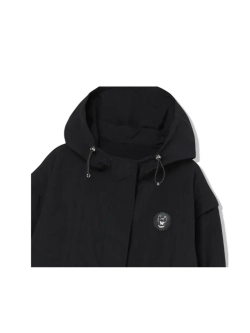 Куртка с капюшоном с отстегивающимися руковами