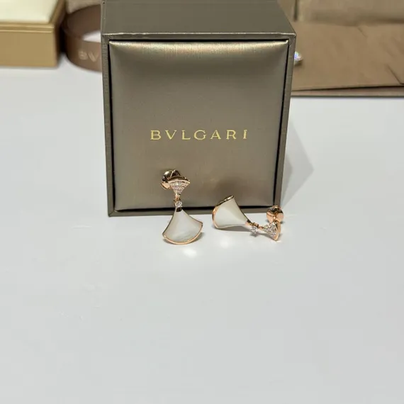 Серьги BVLGARI DIVAS` DREAM